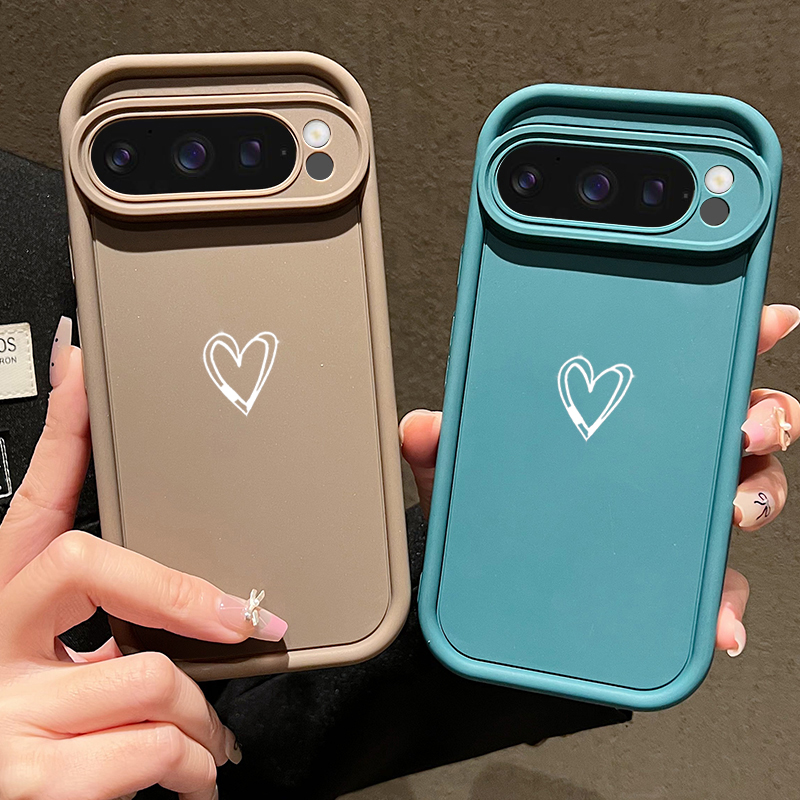 Мягкий чехол с простым узором  – обзор и цена Google Pixel 9 Pro